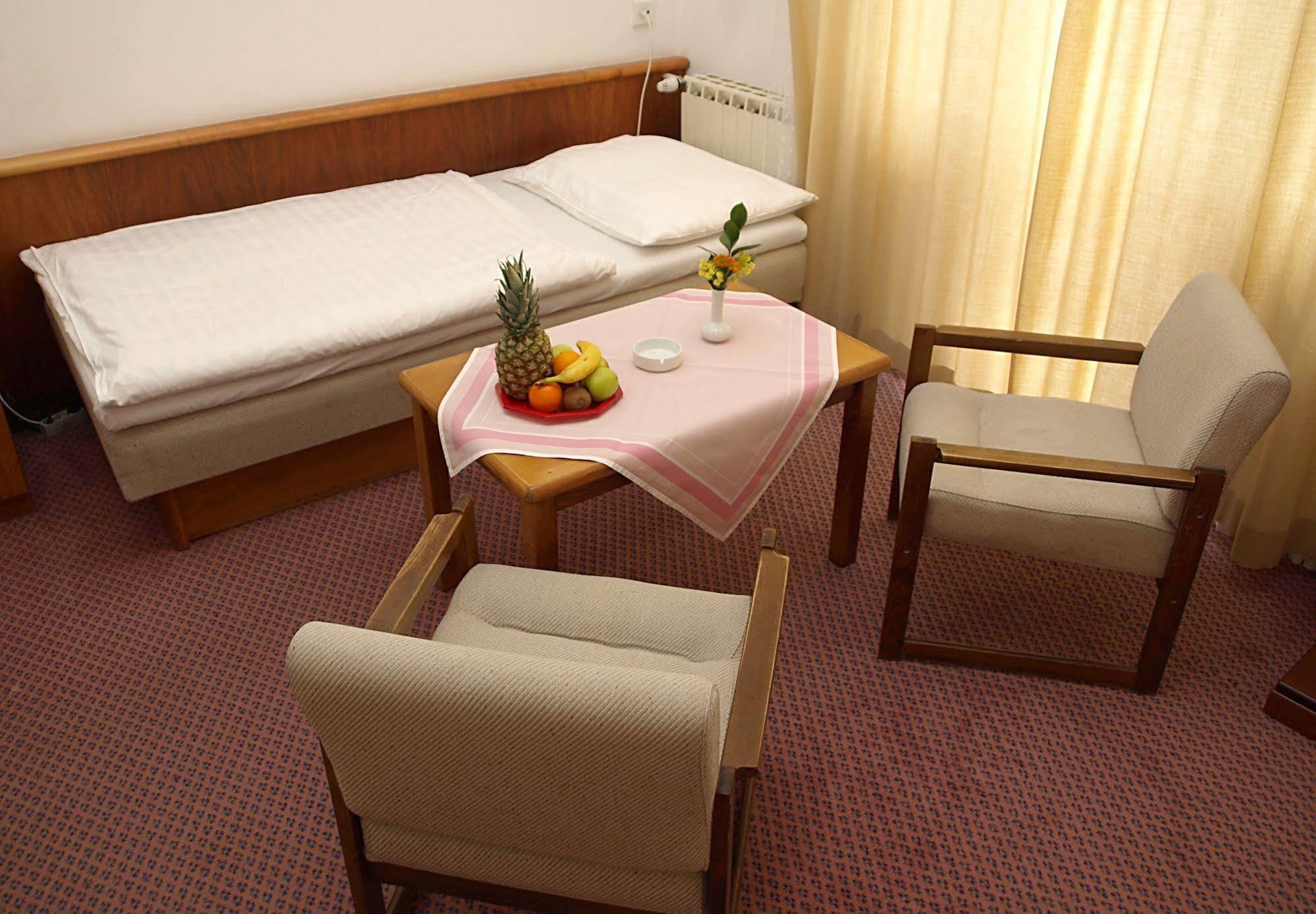 Orea Spa Hotel San Remo มาเรียอานซเกลาซนี ภายนอก รูปภาพ